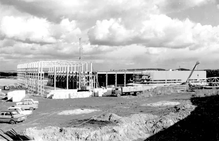 Extension to hall M6 of the Jihostroj company: forge, press shop