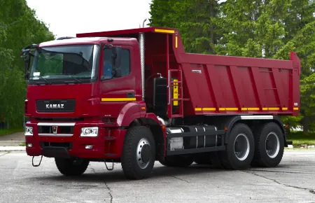 Kamaz is one of Jihostroj's new Russian customers, using hydraulic pumps for tipping the body
